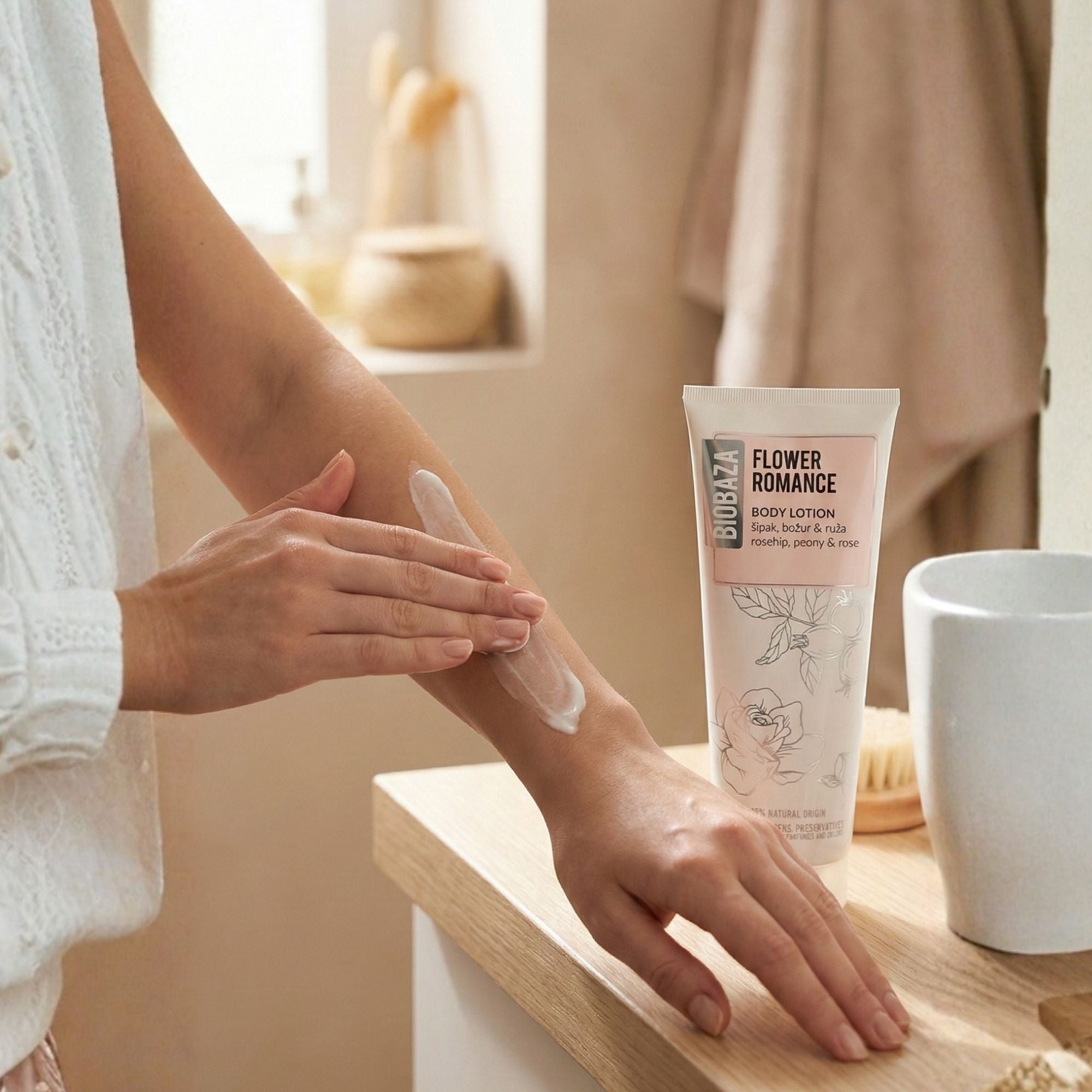 Biobaza Körperlotion Flower Romance – Feuchtigkeitsspendende Body Lotion mit floralem Duft