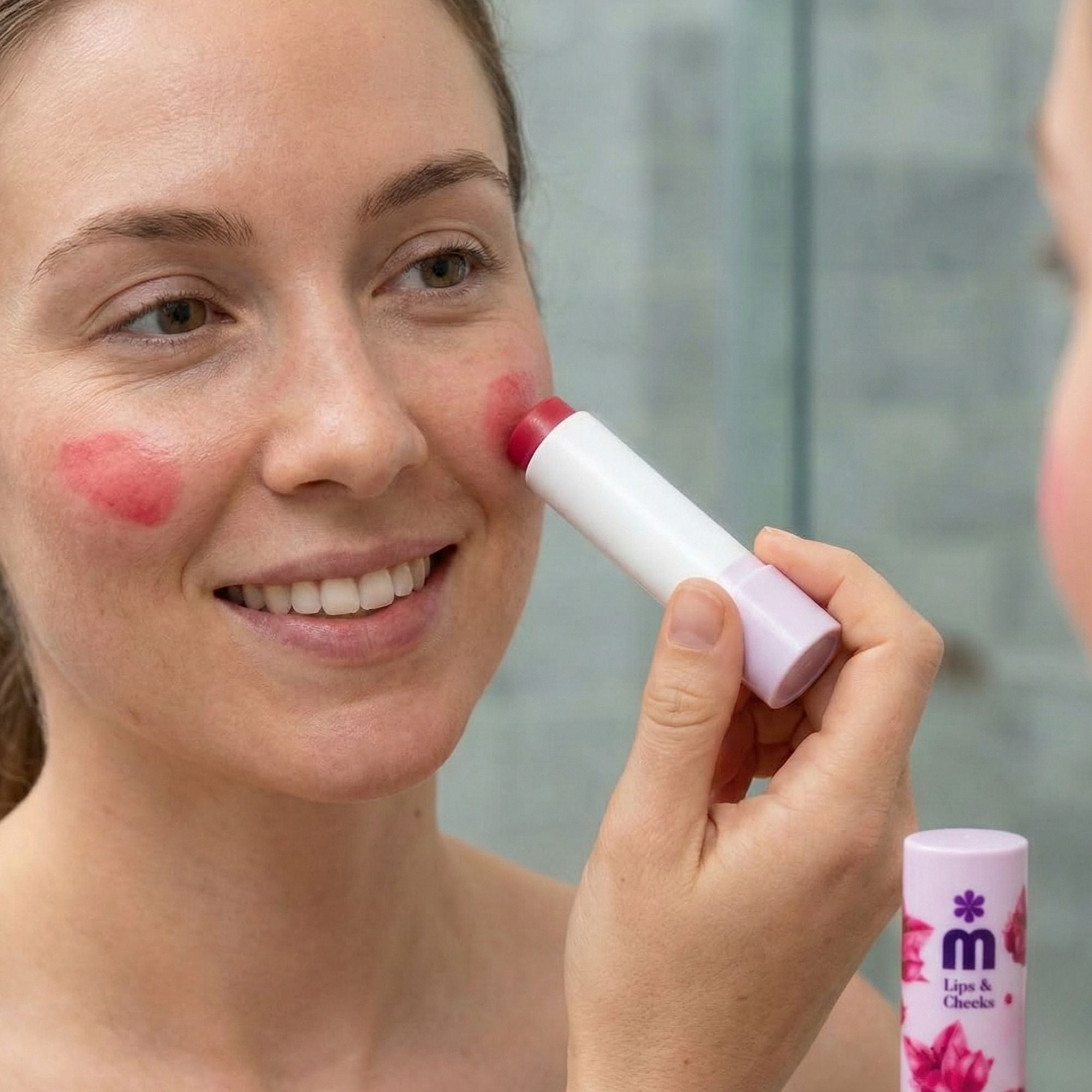 Melem Lip Balm Lips & Cheeks Bougainvillea – Getönter Lippen- & Wangenbalsam mit frischem Glow